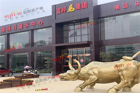 四实小附近东源庄园精装电梯房送车位有证可分期急售